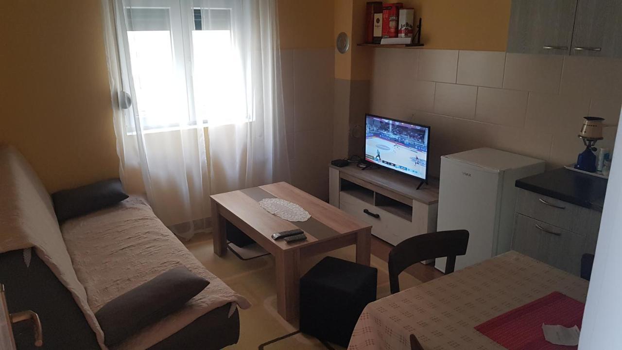 Apartment Lidija แฮร์เซ็ก-โนวี ภายนอก รูปภาพ