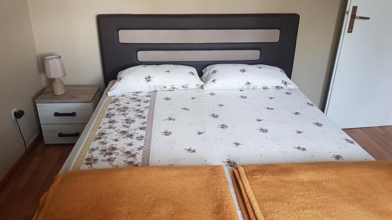 Apartment Lidija แฮร์เซ็ก-โนวี ภายนอก รูปภาพ